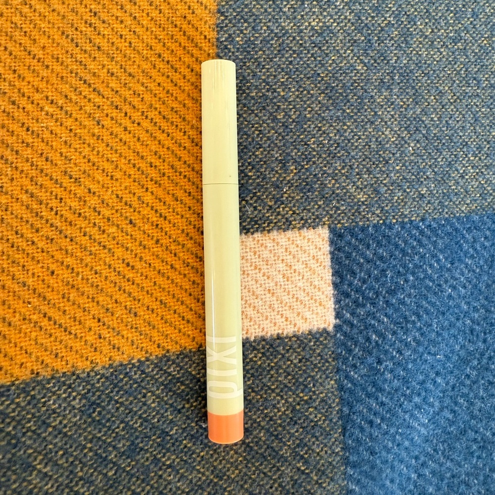 Pixi Beauty - CC Crayon / Bye Undereye - New.